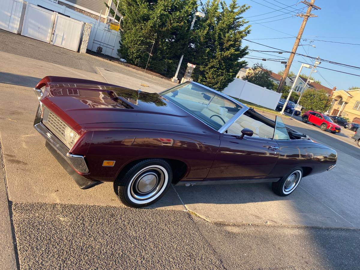 Ford-Torino-gt-convertible-1972-purple-6
