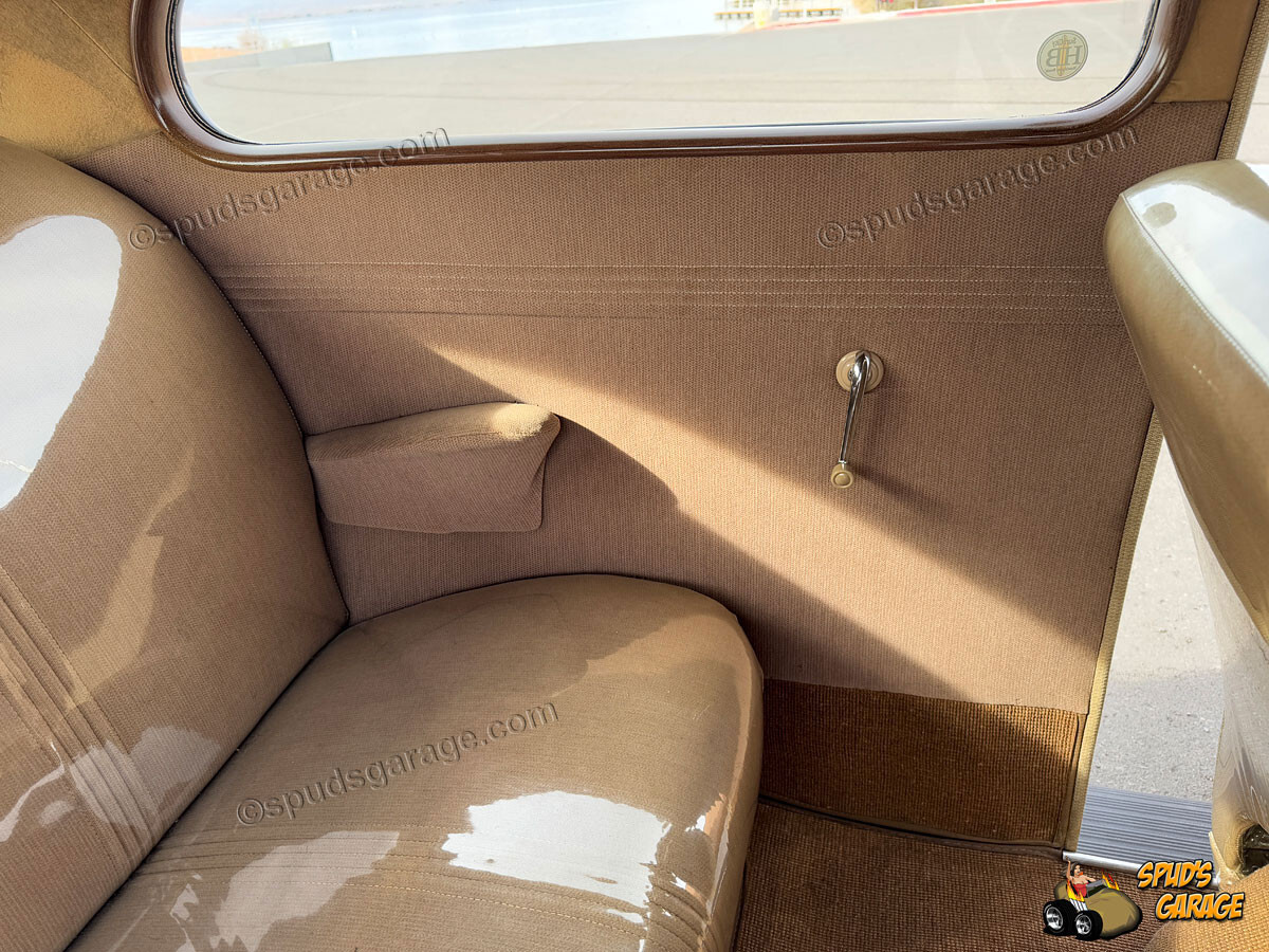 Ford-Tudor-Standard-1940-12