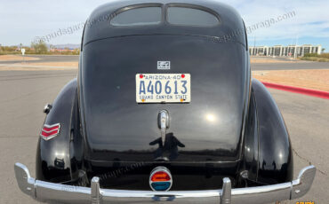 Ford-Tudor-Standard-1940-18