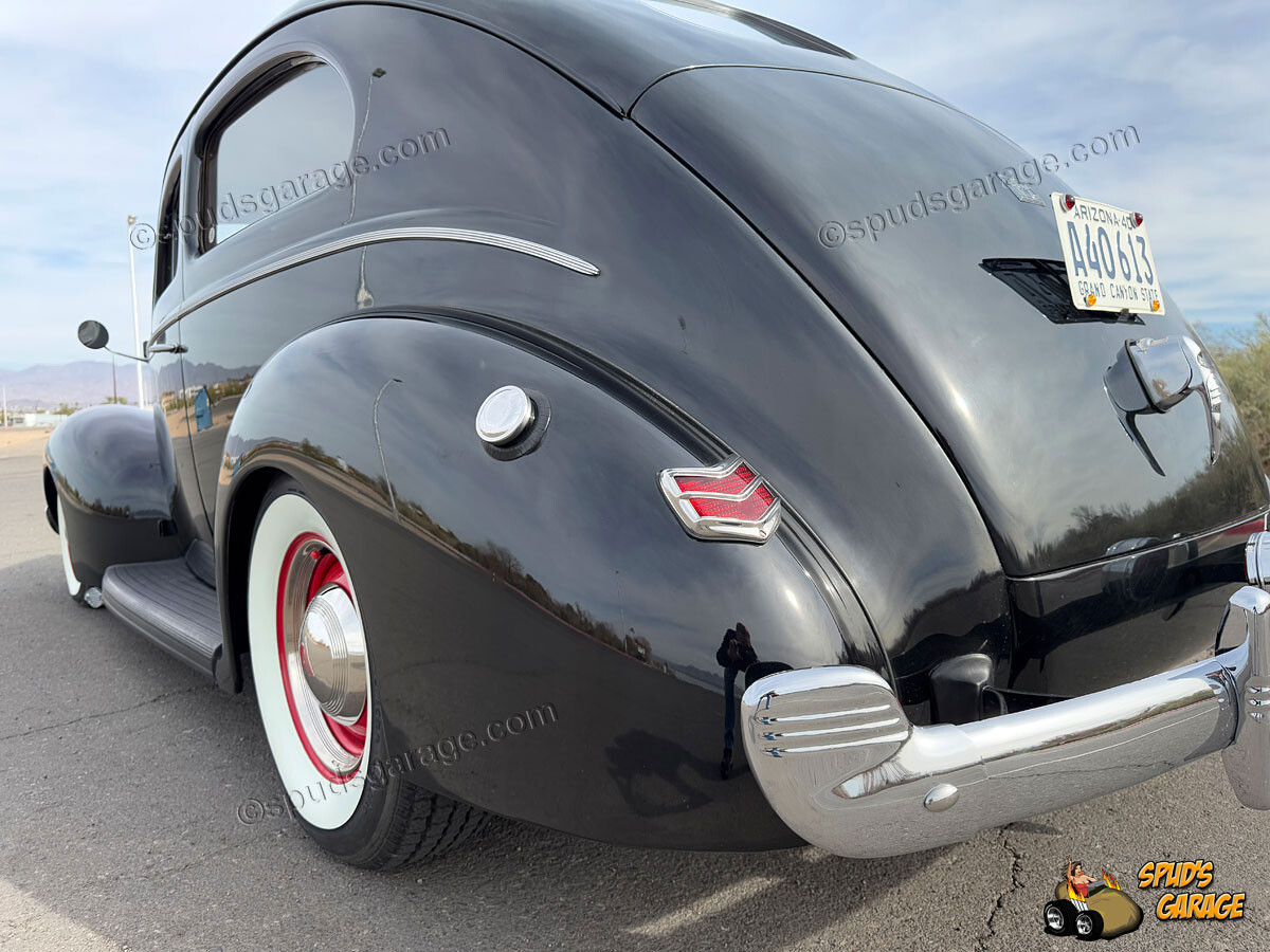 Ford-Tudor-Standard-1940-19