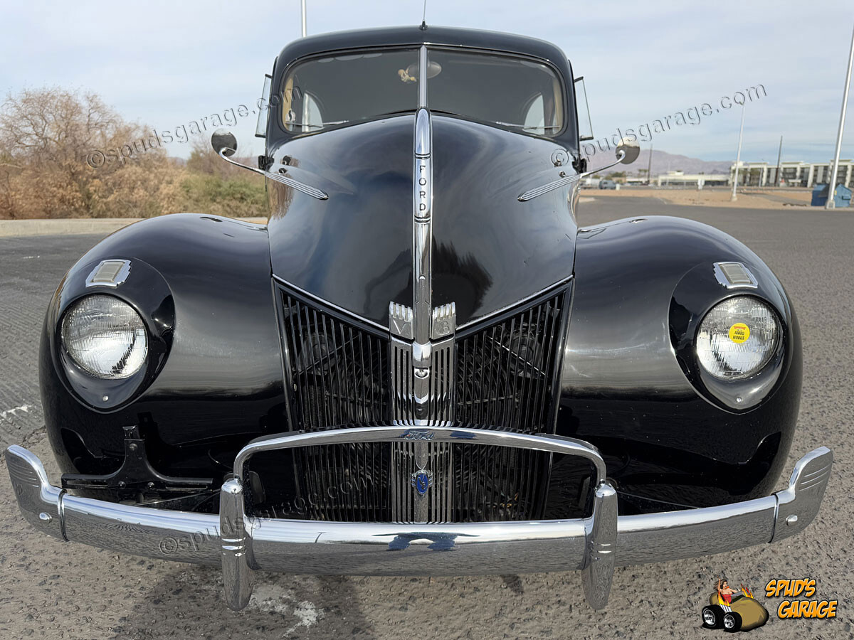 Ford-Tudor-Standard-1940-2