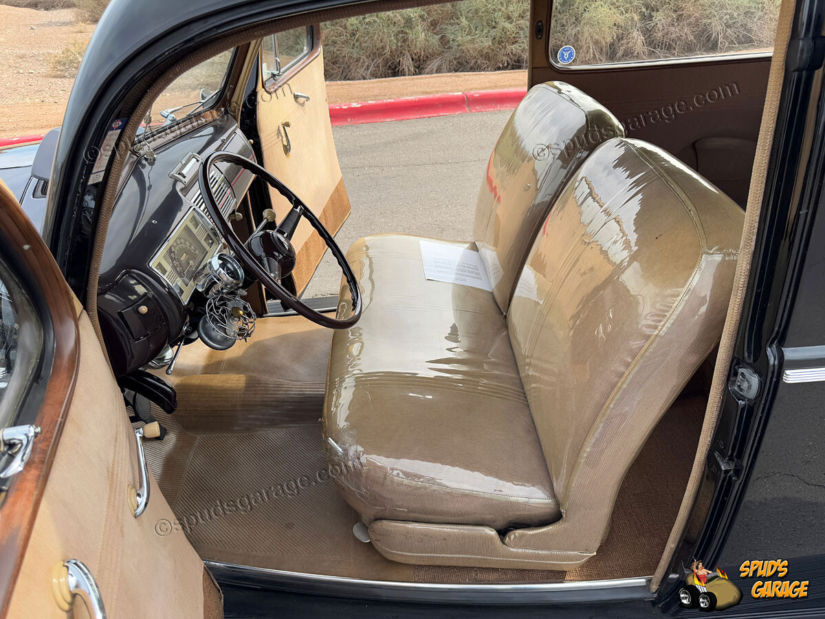 Ford-Tudor-Standard-1940-22