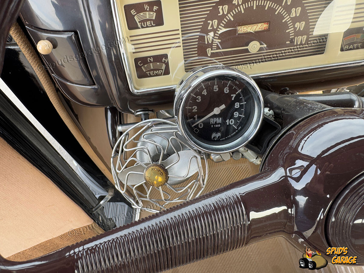 Ford-Tudor-Standard-1940-28