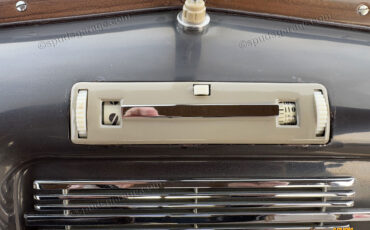 Ford-Tudor-Standard-1940-32