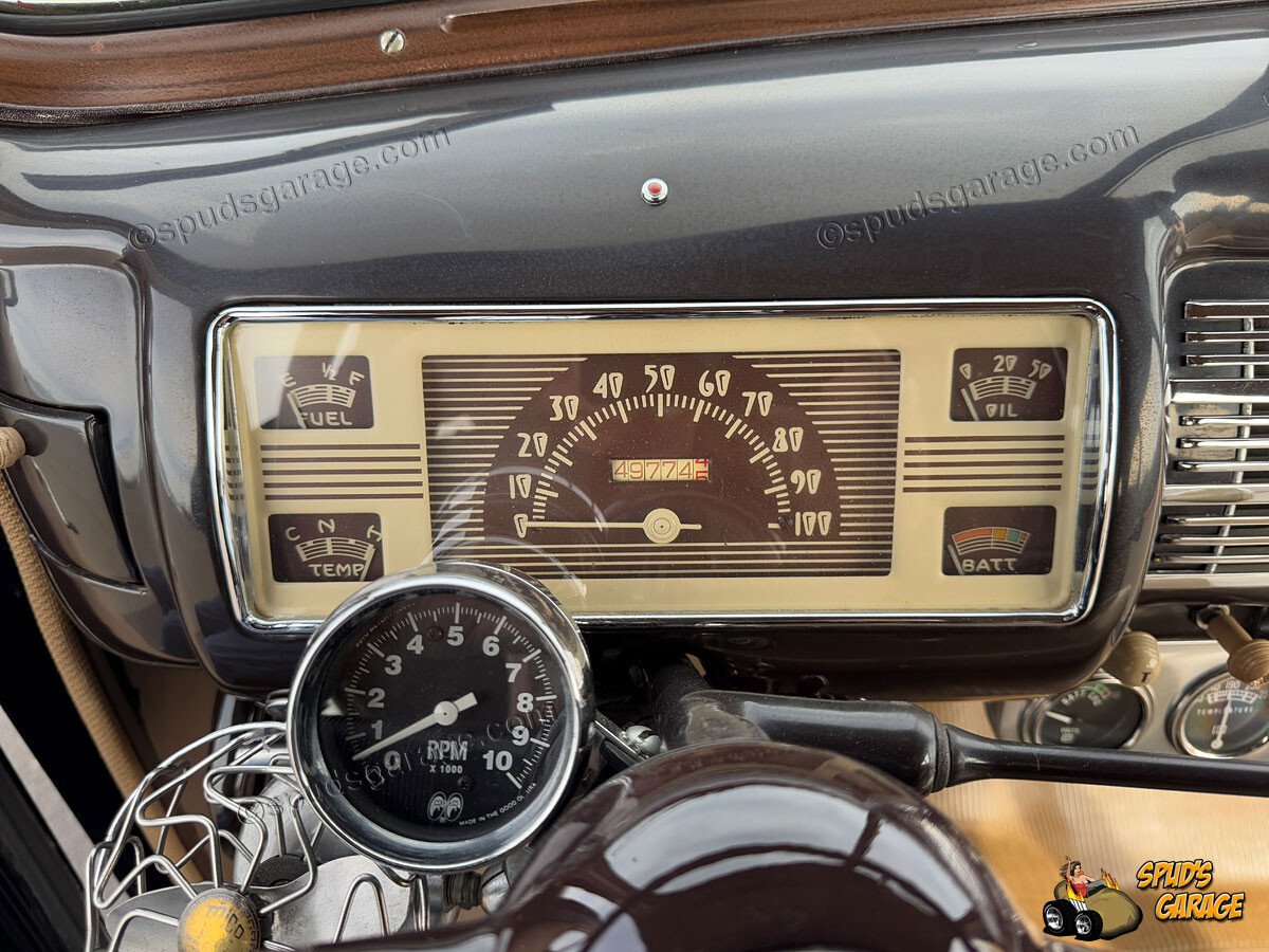 Ford-Tudor-Standard-1940-34