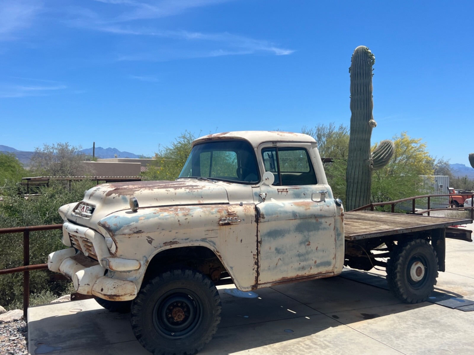 GMC-12-Ton-Pickup-1957
