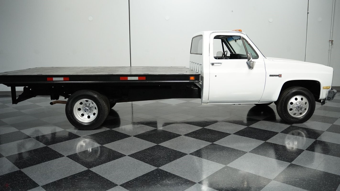 GMC-3500-1985-Pickup-Truck-11