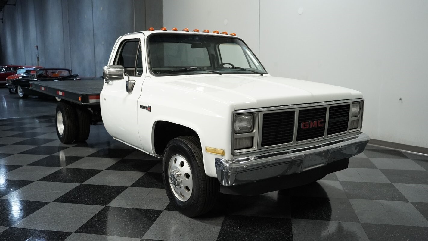 GMC-3500-1985-Pickup-Truck-13