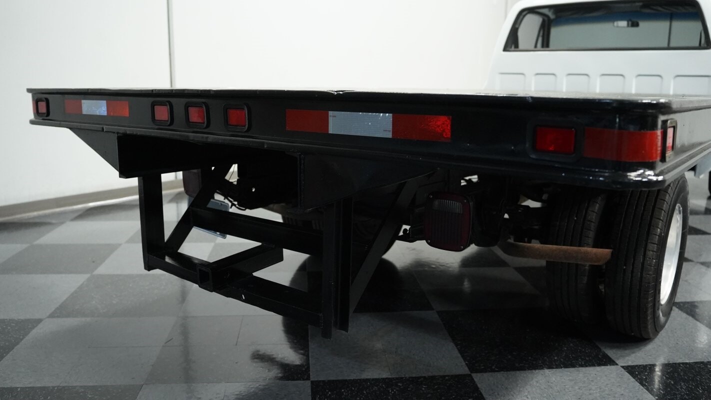GMC-3500-1985-Pickup-Truck-22