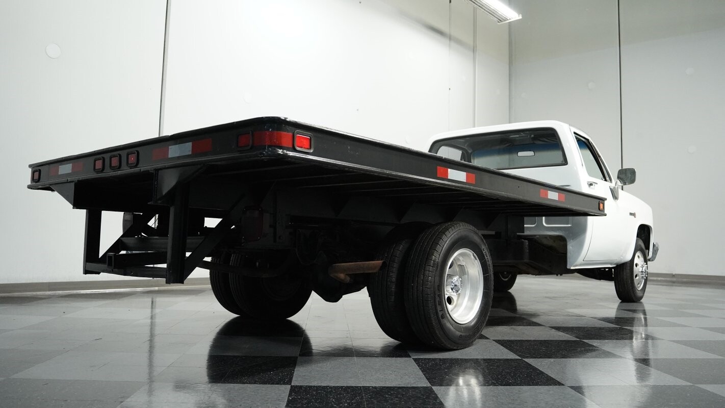 GMC-3500-1985-Pickup-Truck-23