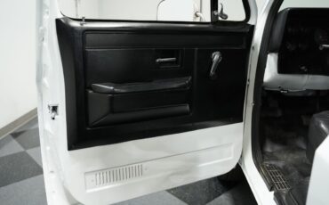 GMC-3500-1985-Pickup-Truck-31