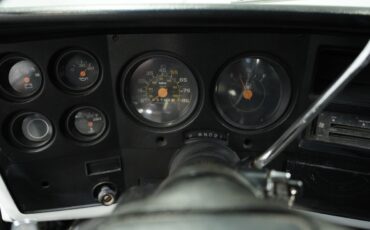 GMC-3500-1985-Pickup-Truck-34