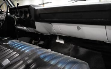 GMC-3500-1985-Pickup-Truck-39
