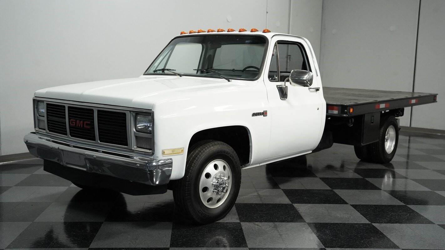 GMC-3500-1985-Pickup-Truck-5