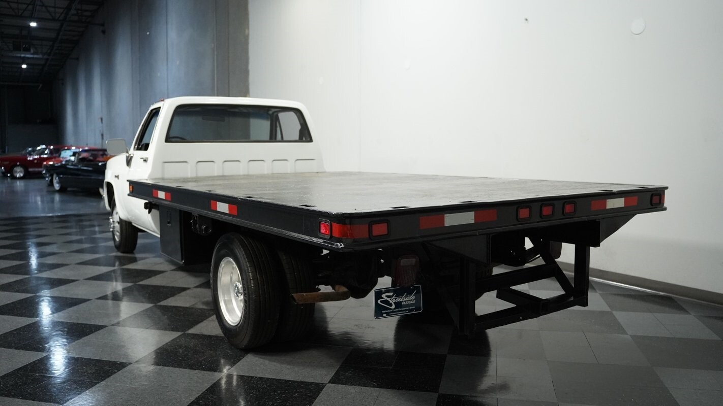 GMC-3500-1985-Pickup-Truck-7