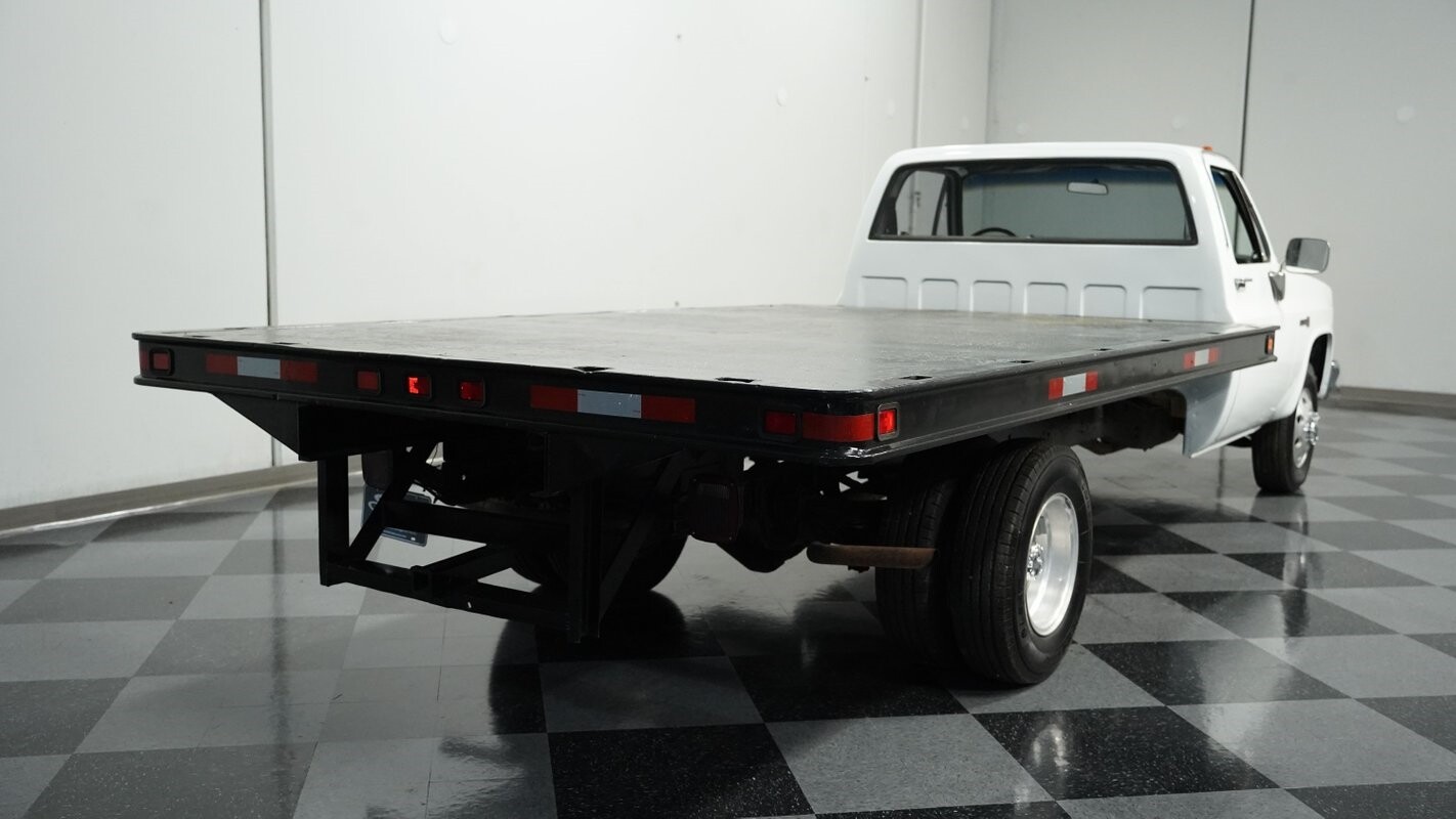 GMC-3500-1985-Pickup-Truck-9