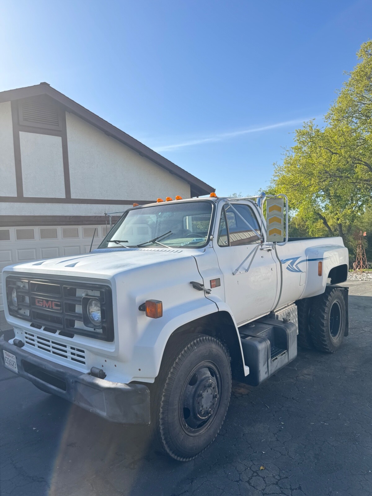GMC-6000-1987-Commercial-Vehicle-1