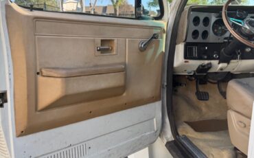 GMC-6000-1987-Commercial-Vehicle-12