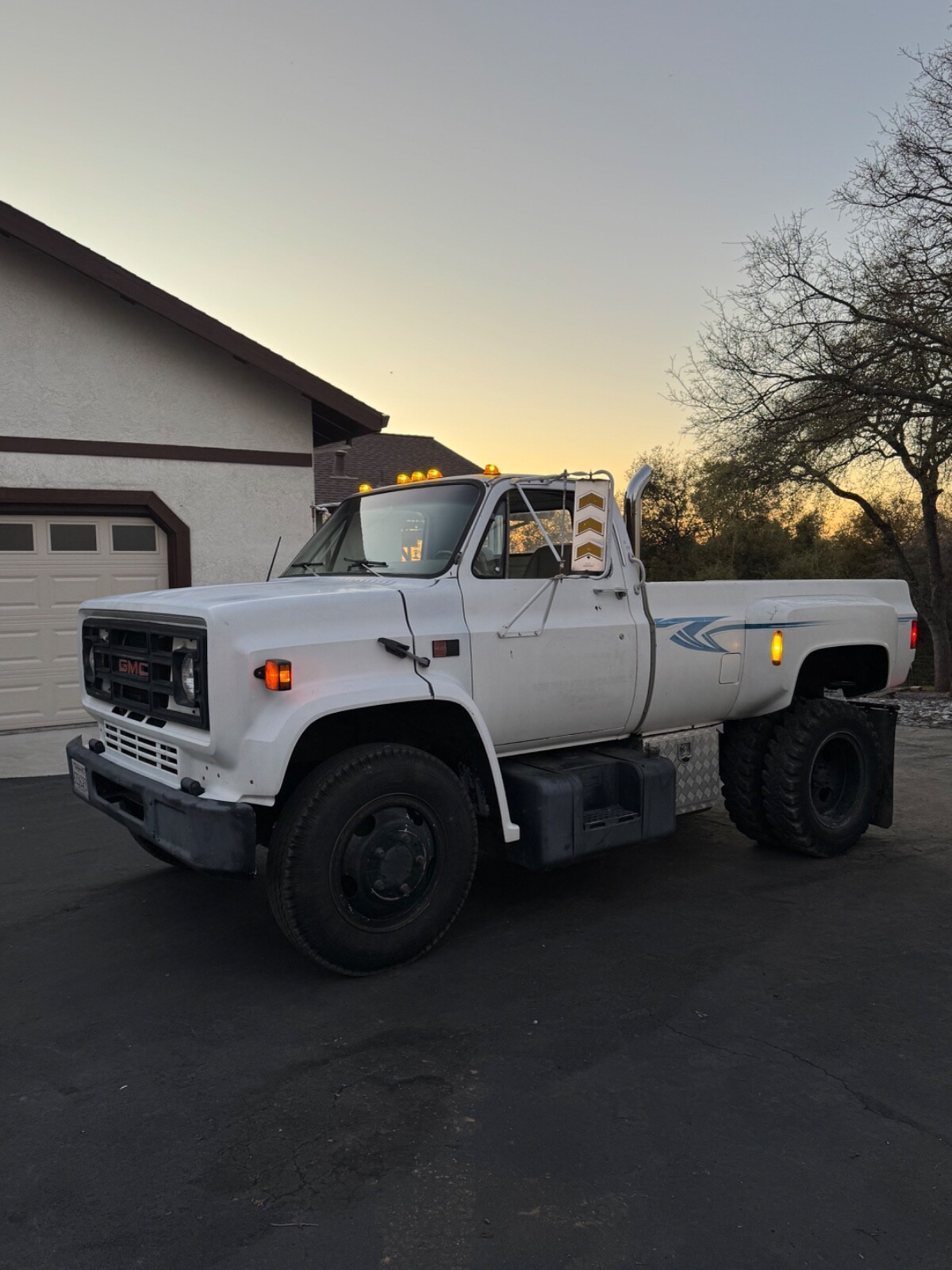 GMC-6000-1987-Commercial-Vehicle-27
