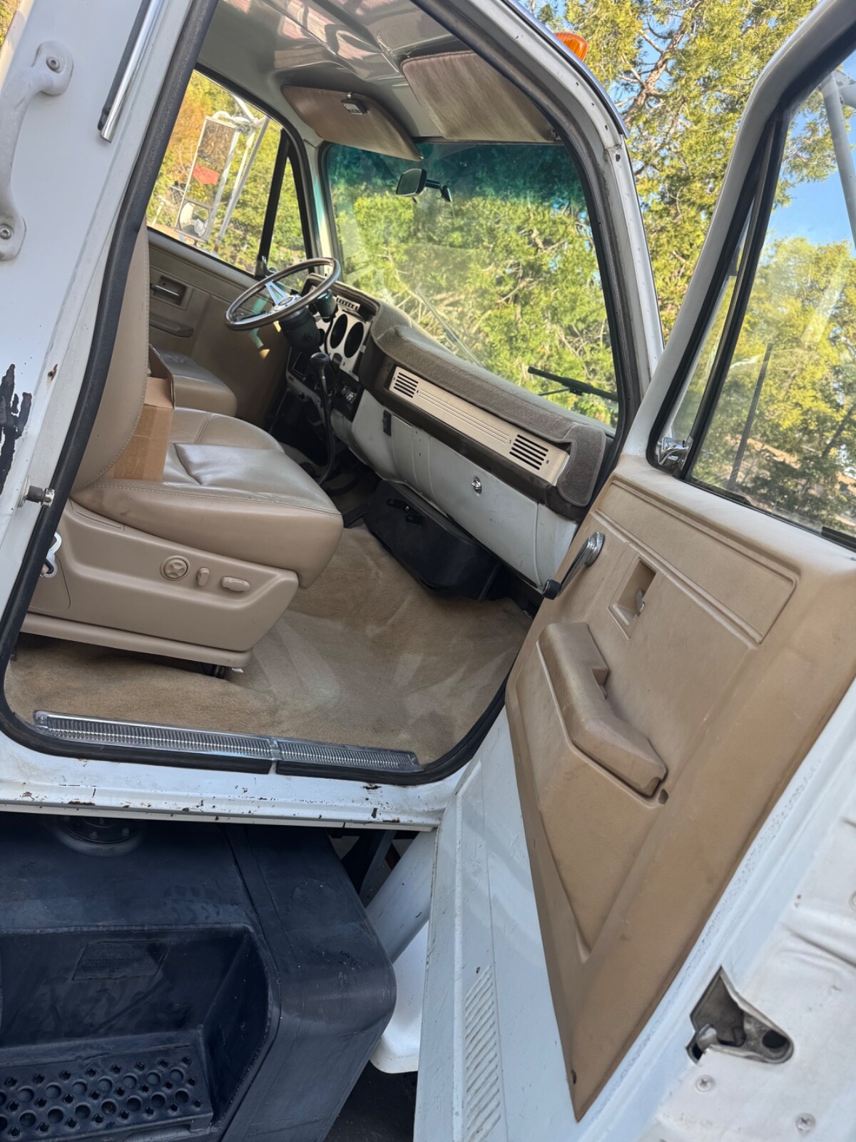 GMC-6000-1987-Commercial-Vehicle-8