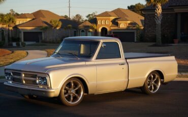 GMC-C-10-1967-Regular-Cab-Pickup-8