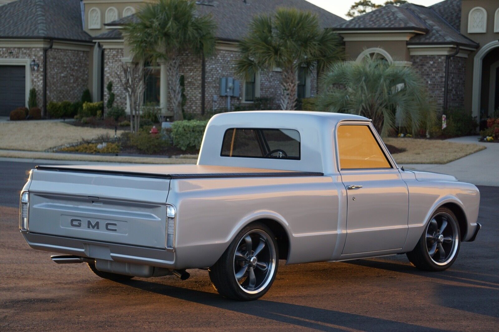 GMC-C-10-1967-Regular-Cab-Pickup-9