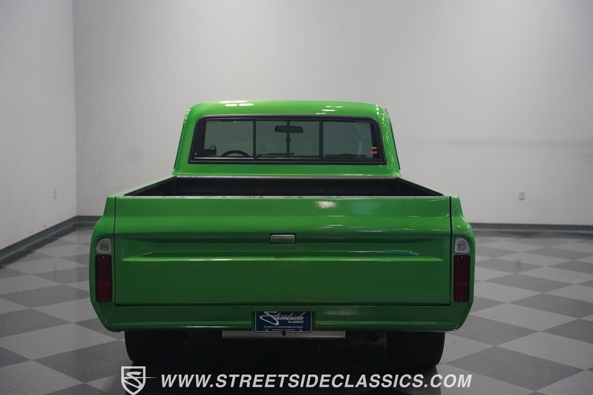 GMC-C1500-1971-Pickup-Truck-28