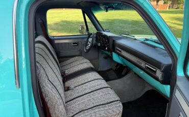GMC-CK-1500-Series-1984-Pickup-Truck-15
