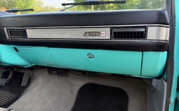 GMC-CK-1500-Series-1984-Pickup-Truck-35