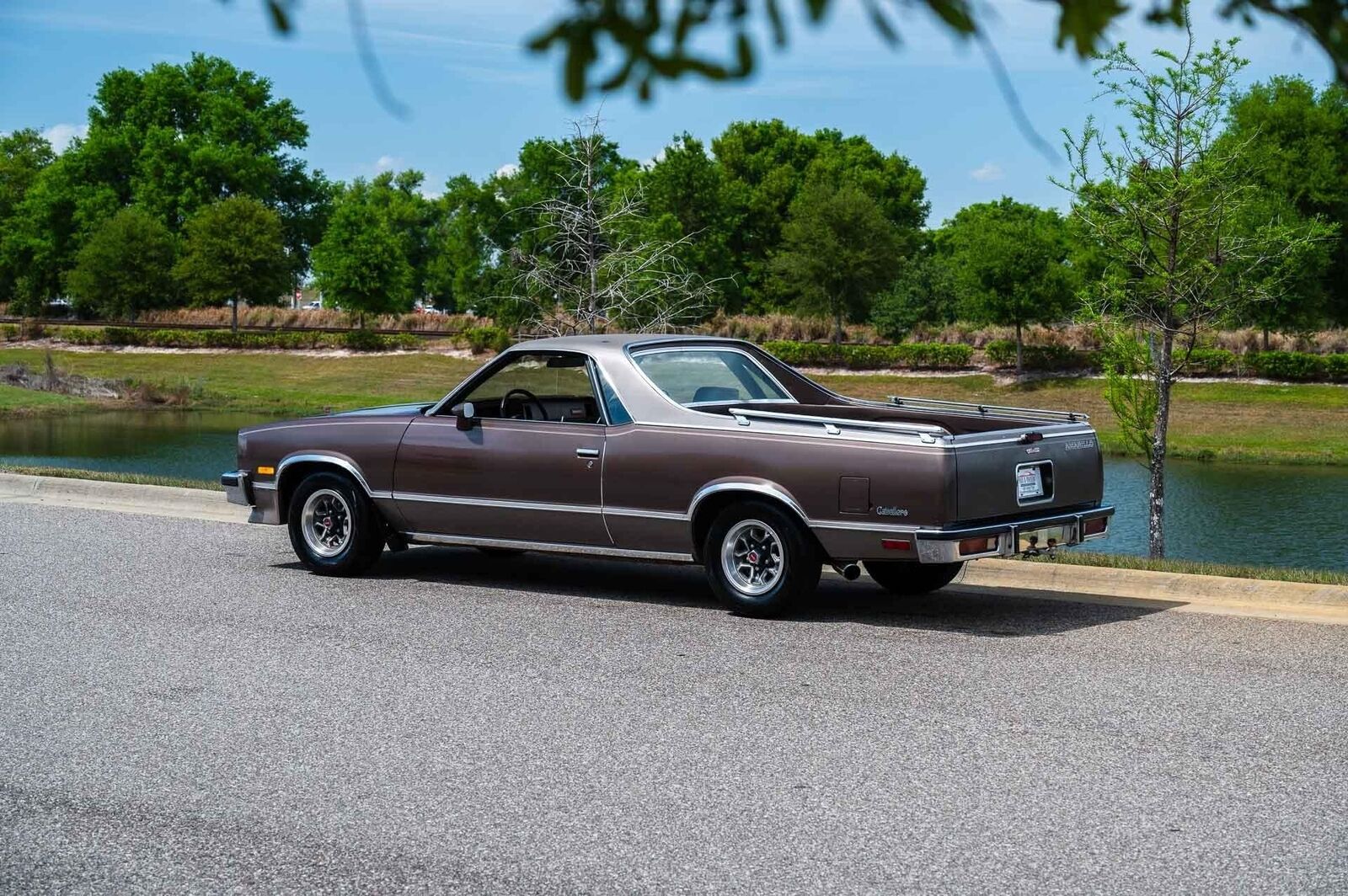 GMC-Caballero-1984-2-Door-20