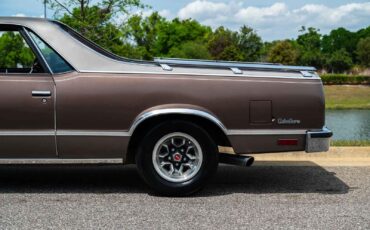GMC-Caballero-1984-2-Door-23