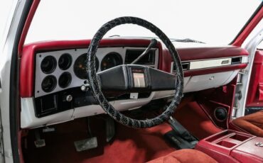 GMC-Jimmy-1984-SUV-13