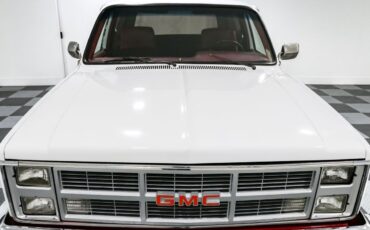 GMC-Jimmy-1984-SUV-2