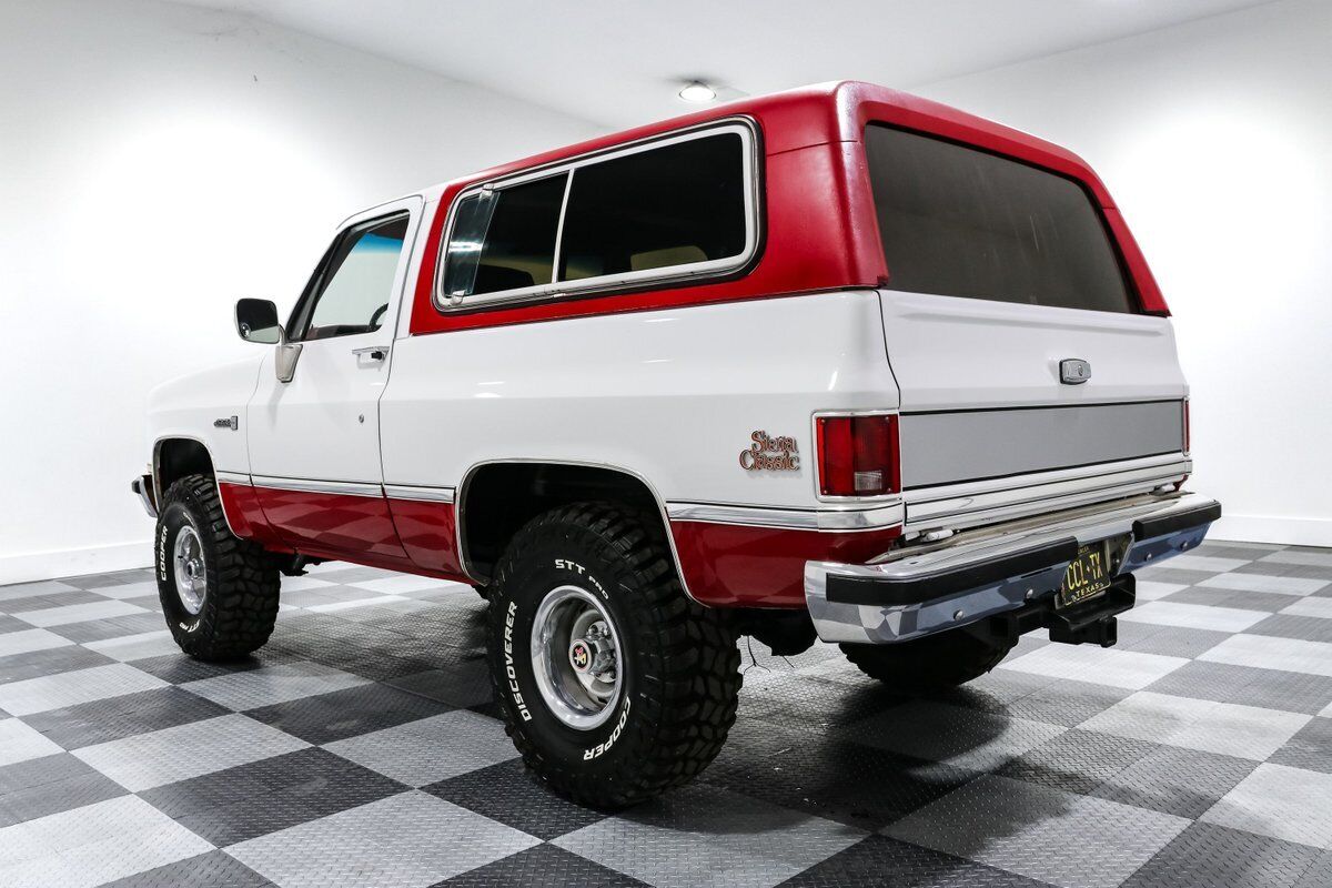 GMC-Jimmy-1984-SUV-5
