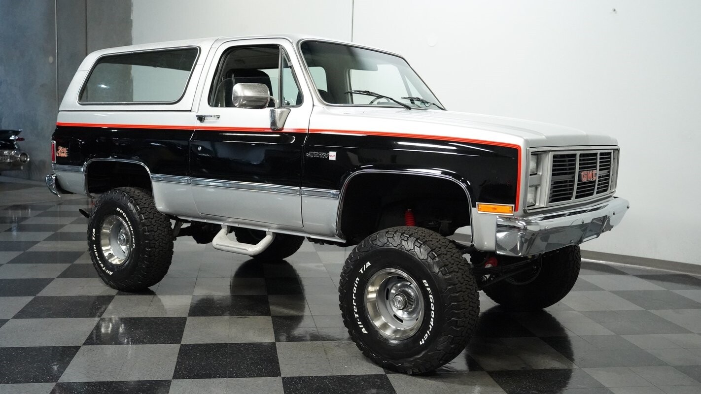 GMC-Jimmy-1985-SUV-12