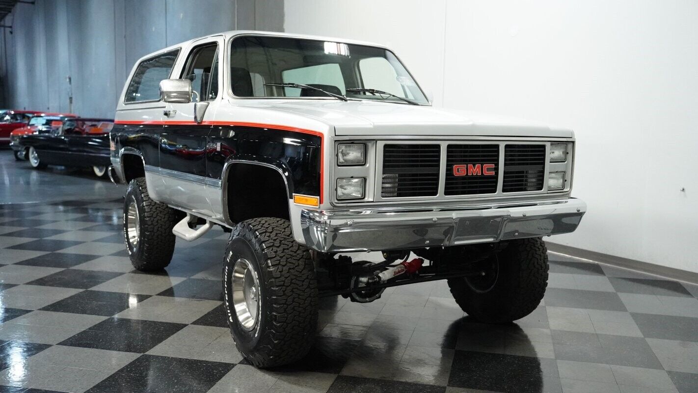GMC-Jimmy-1985-SUV-13