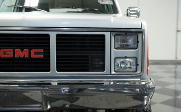 GMC-Jimmy-1985-SUV-17