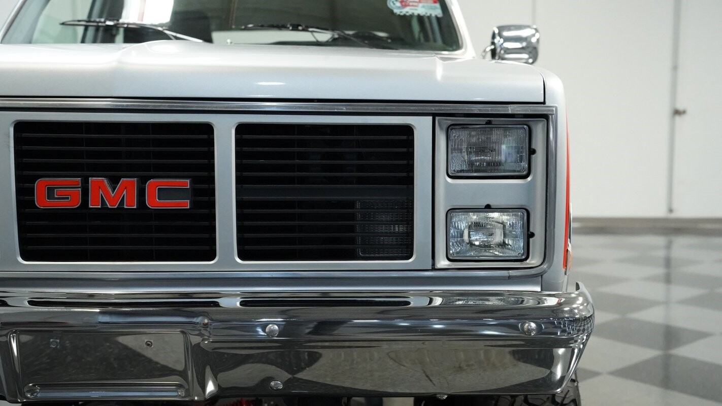 GMC-Jimmy-1985-SUV-17