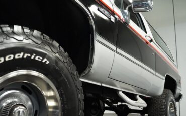 GMC-Jimmy-1985-SUV-19