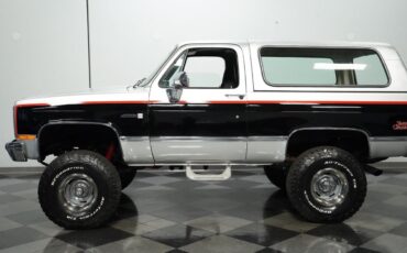 GMC-Jimmy-1985-SUV-2