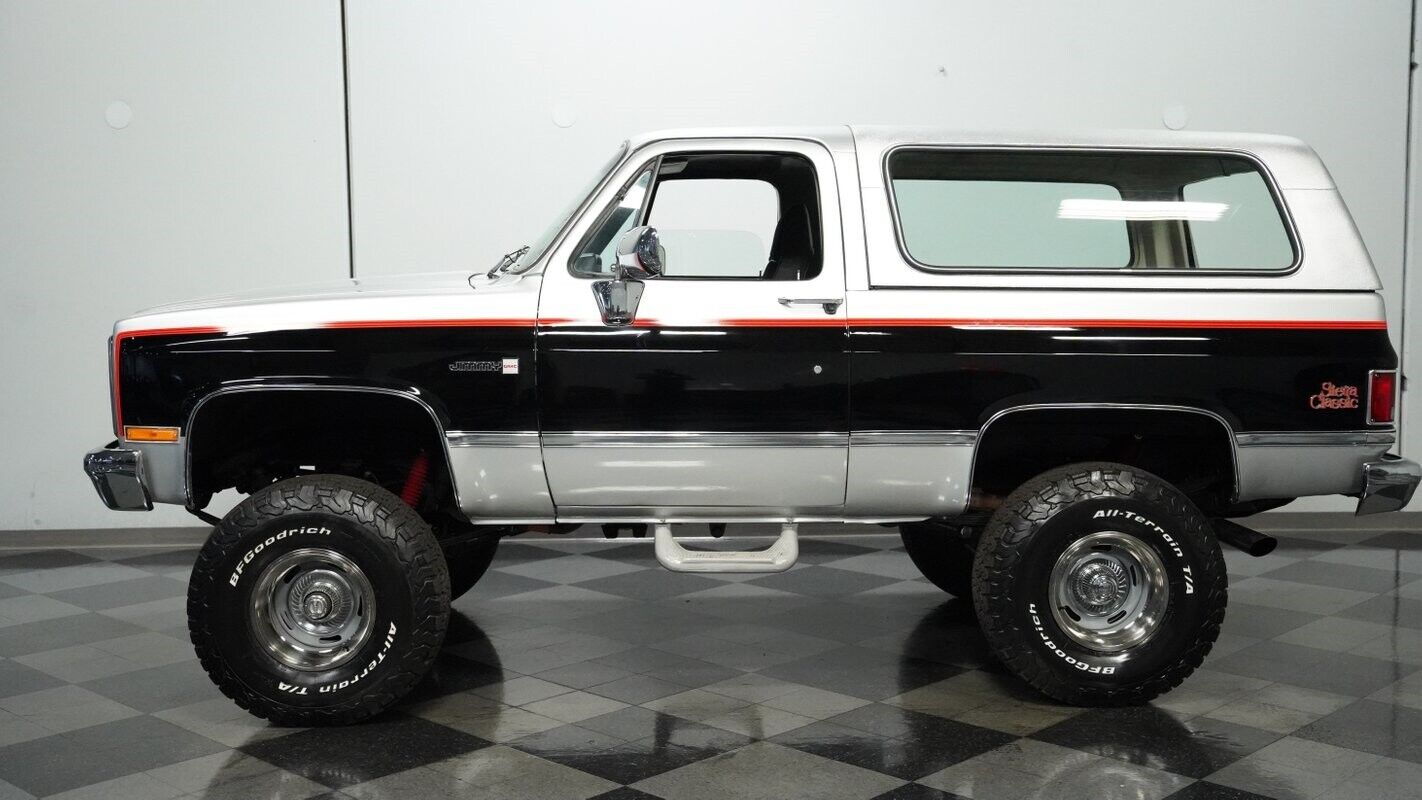 GMC-Jimmy-1985-SUV-2