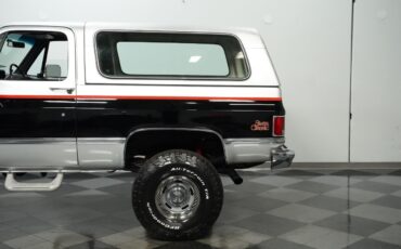 GMC-Jimmy-1985-SUV-21