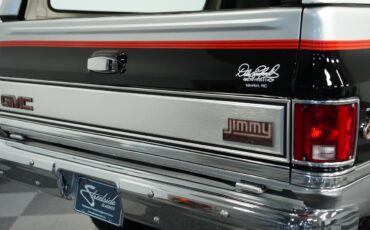 GMC-Jimmy-1985-SUV-22