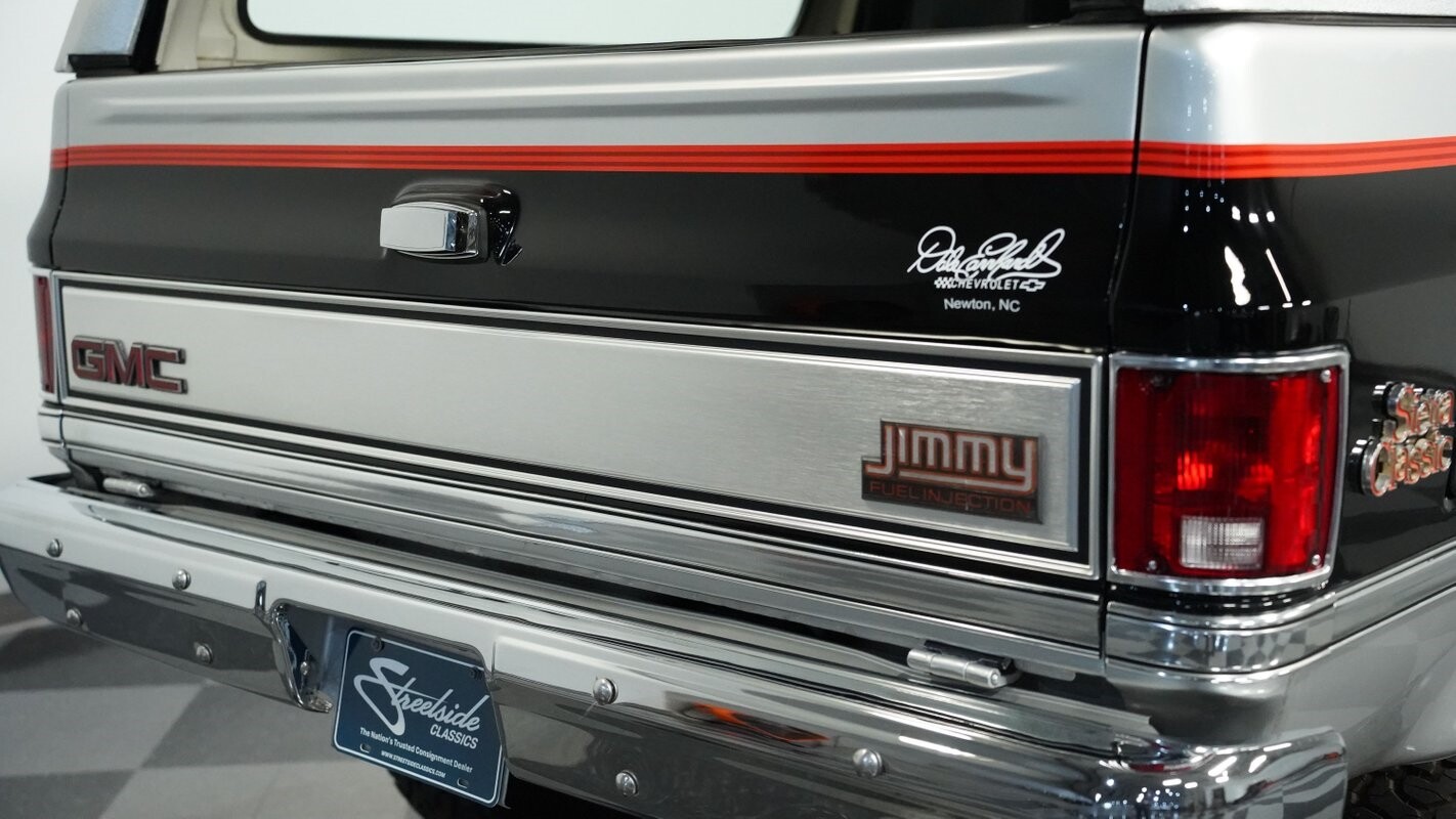 GMC-Jimmy-1985-SUV-22