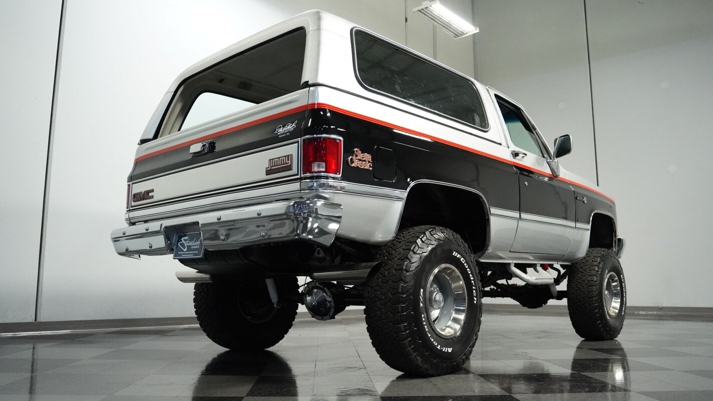 GMC-Jimmy-1985-SUV-23