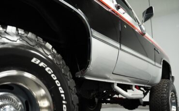 GMC-Jimmy-1985-SUV-24