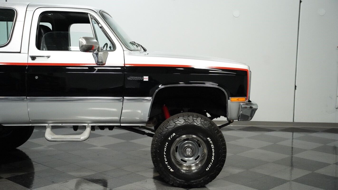 GMC-Jimmy-1985-SUV-26
