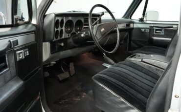 GMC-Jimmy-1985-SUV-4