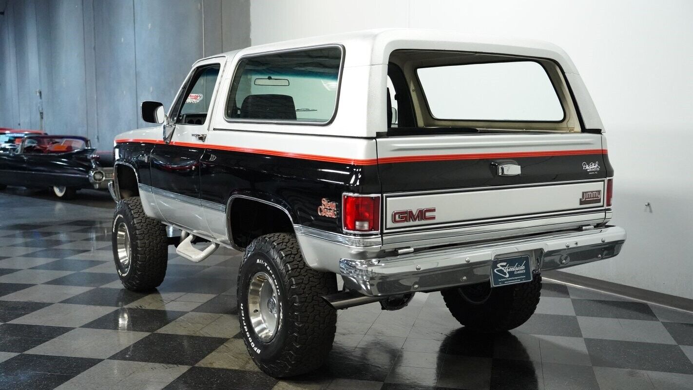 GMC-Jimmy-1985-SUV-7