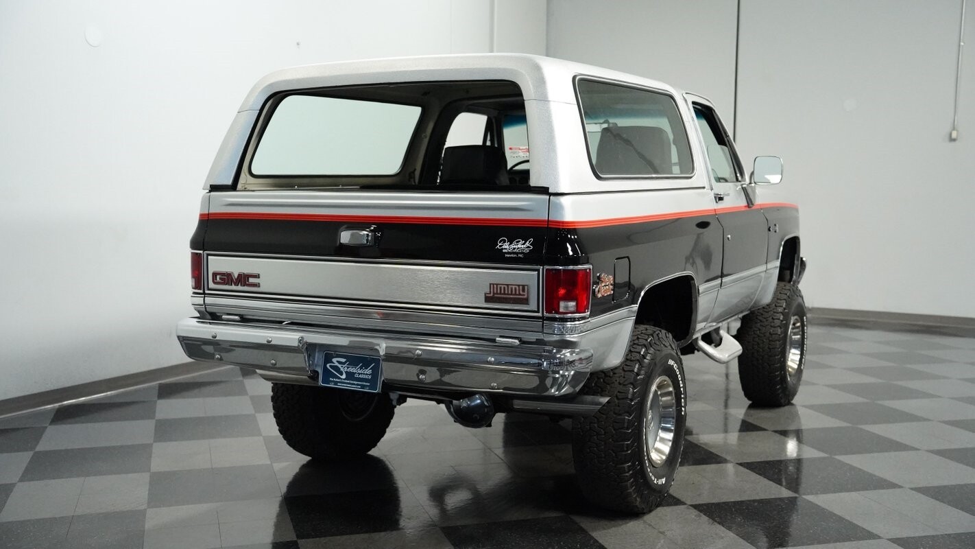 GMC-Jimmy-1985-SUV-9